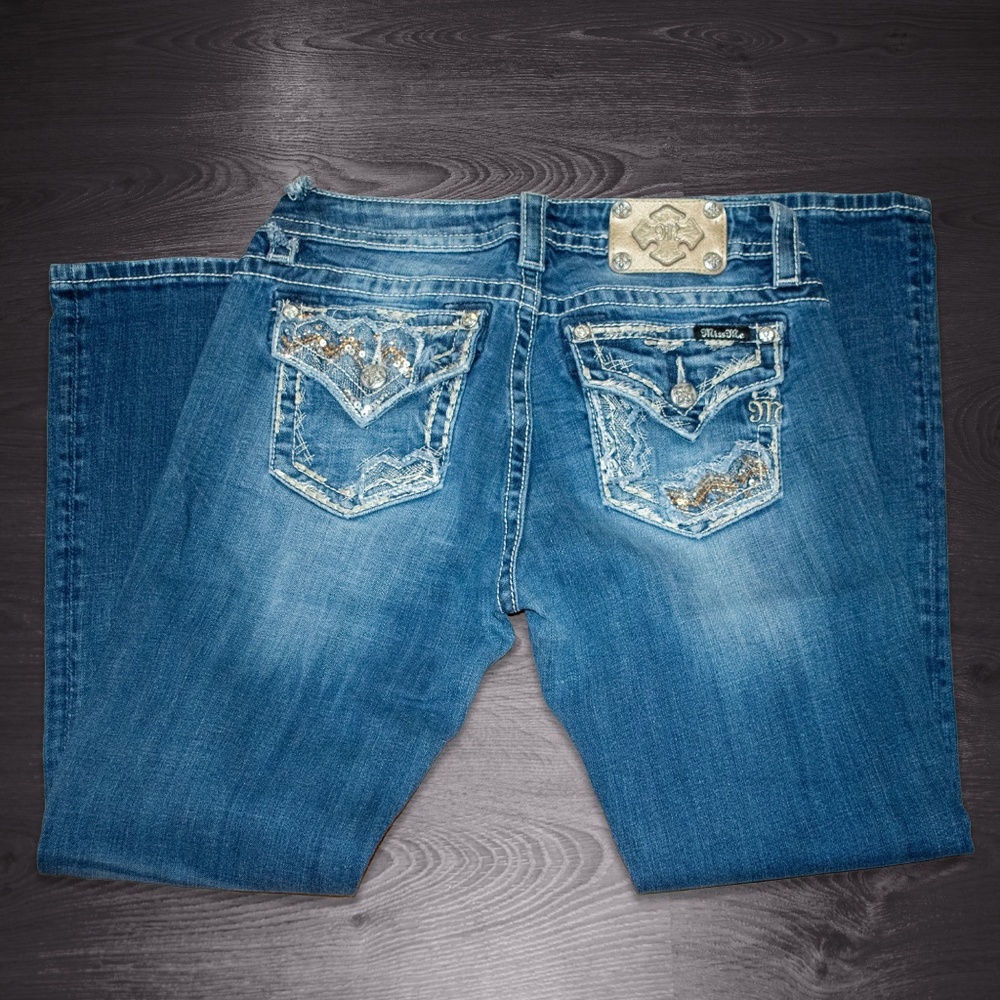 Miss Me ~ Relaxed ~ Bootcut ~ Size 29/30